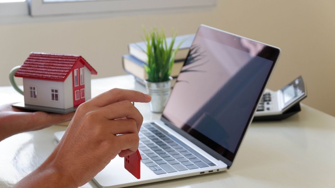 Steps to Secure a Quick Cash Offer and Close Fast